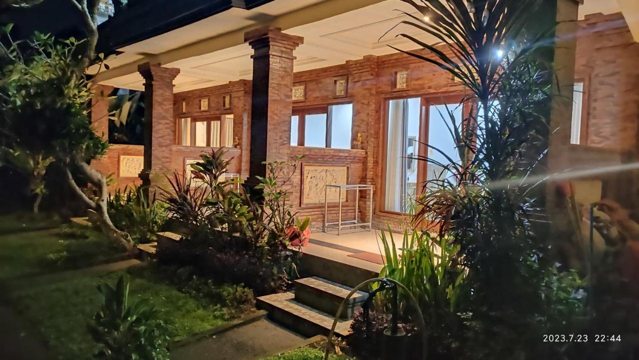 Yoga Homestay Ubud 外观 照片